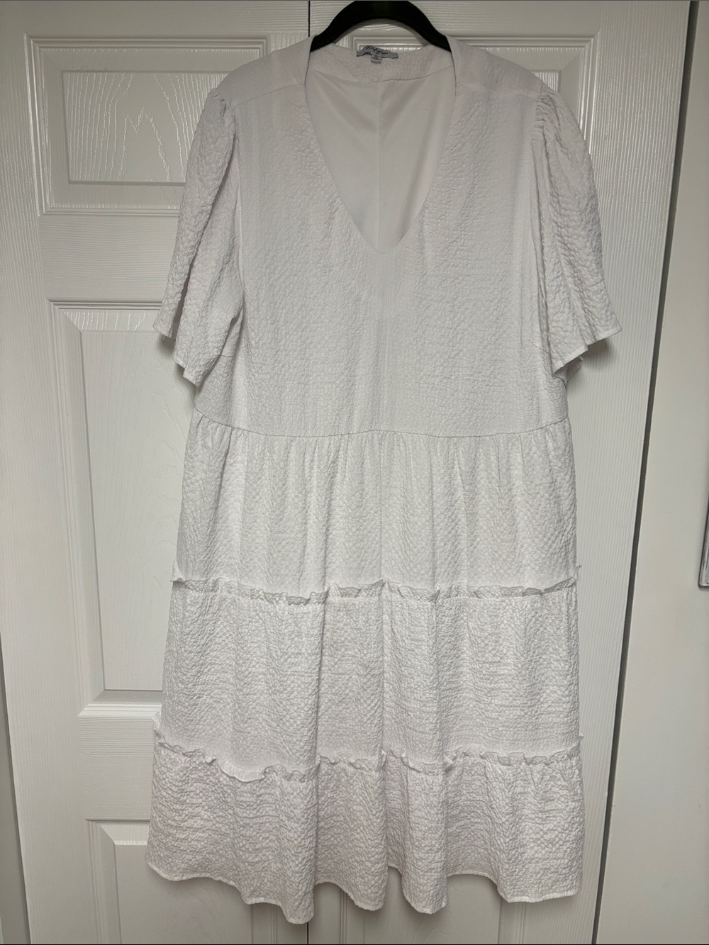 Polagram White Textured Tiered V-Neck Midi Dress - Classic White